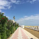 Отель Astor 3*
