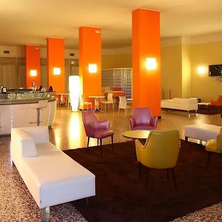 Astor Hotel