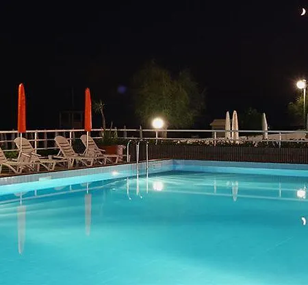 Ξενοδοχείο Astor 3*
