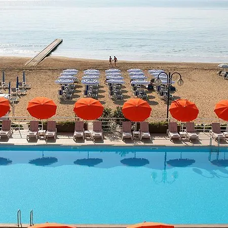 Ξενοδοχείο Astor 3*