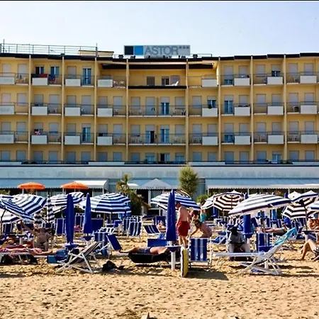 Ξενοδοχείο Astor 3*