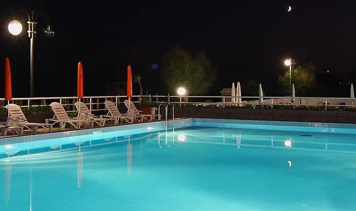 Hotel Astor 3*
