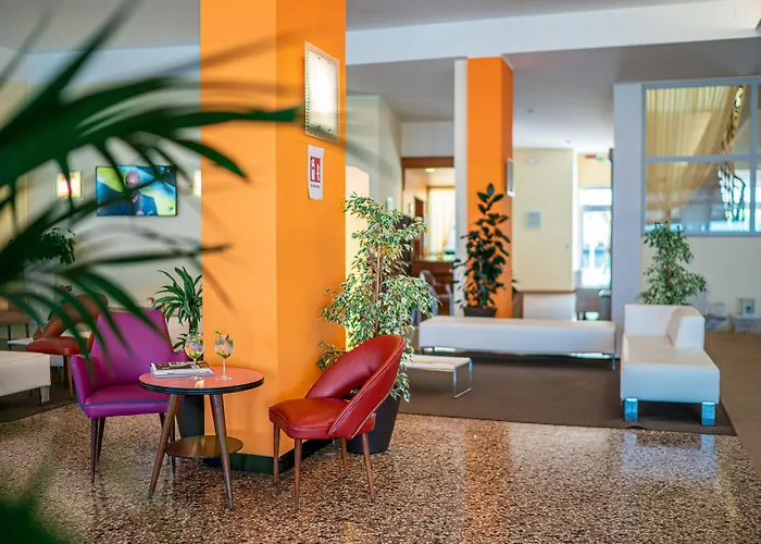 Astor Hotel