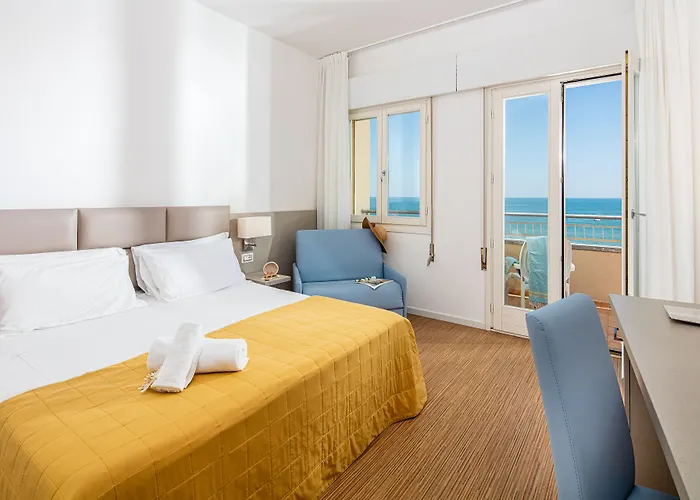 Astor Hotel 3*