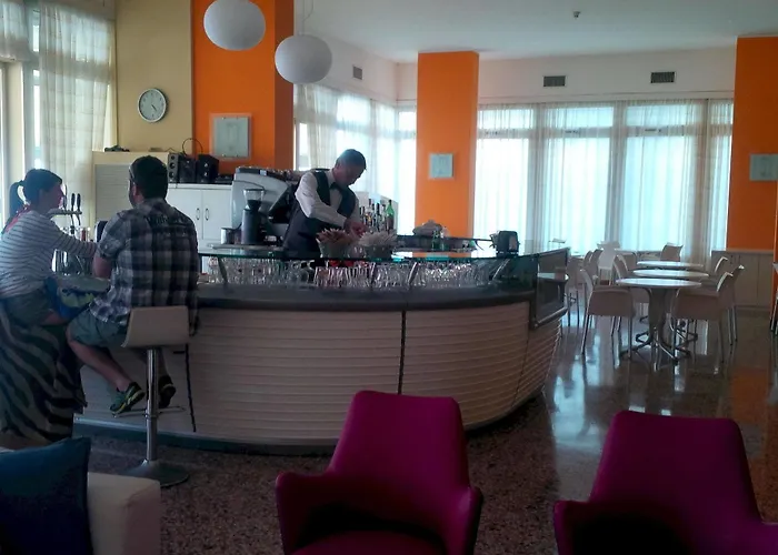 Hotel Astor 3*