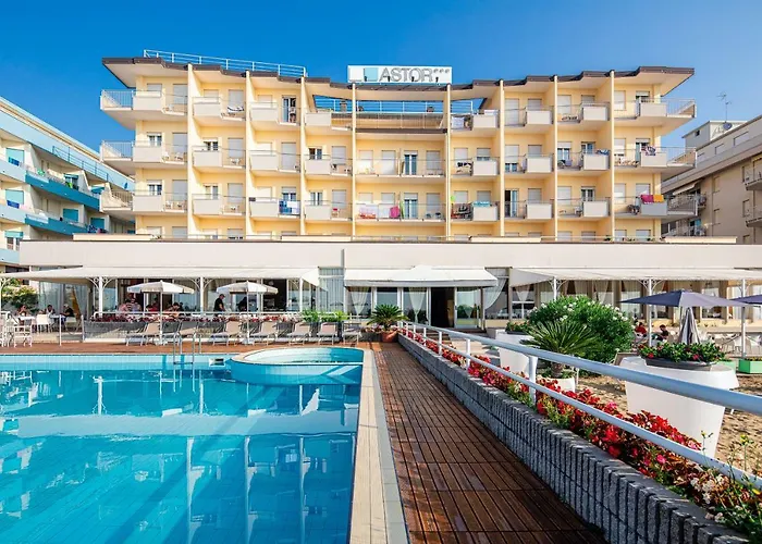 Hotel Astor 3*