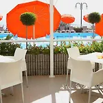 Astor 3*